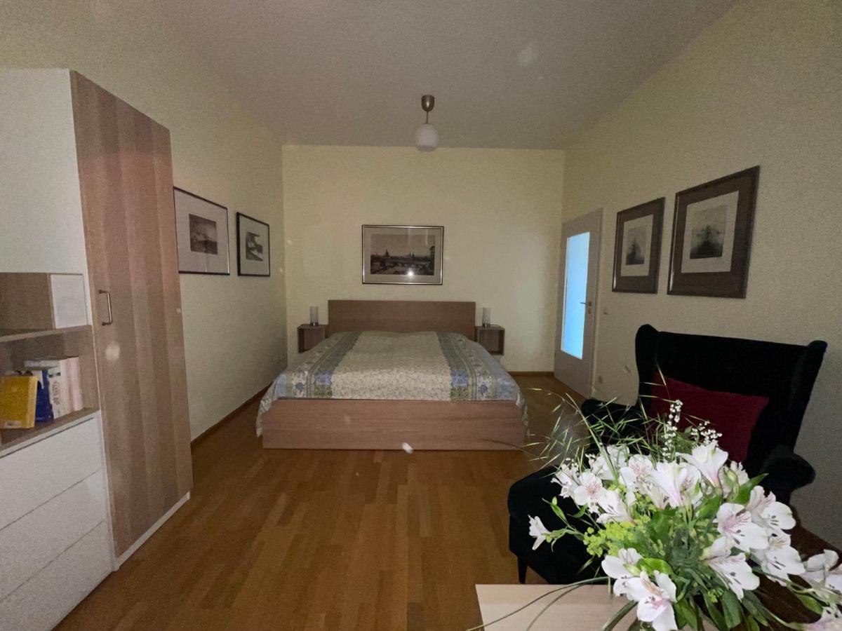 Moderne Ferienwohnung In Der Dresdner Neustadt Dresden Luaran gambar
